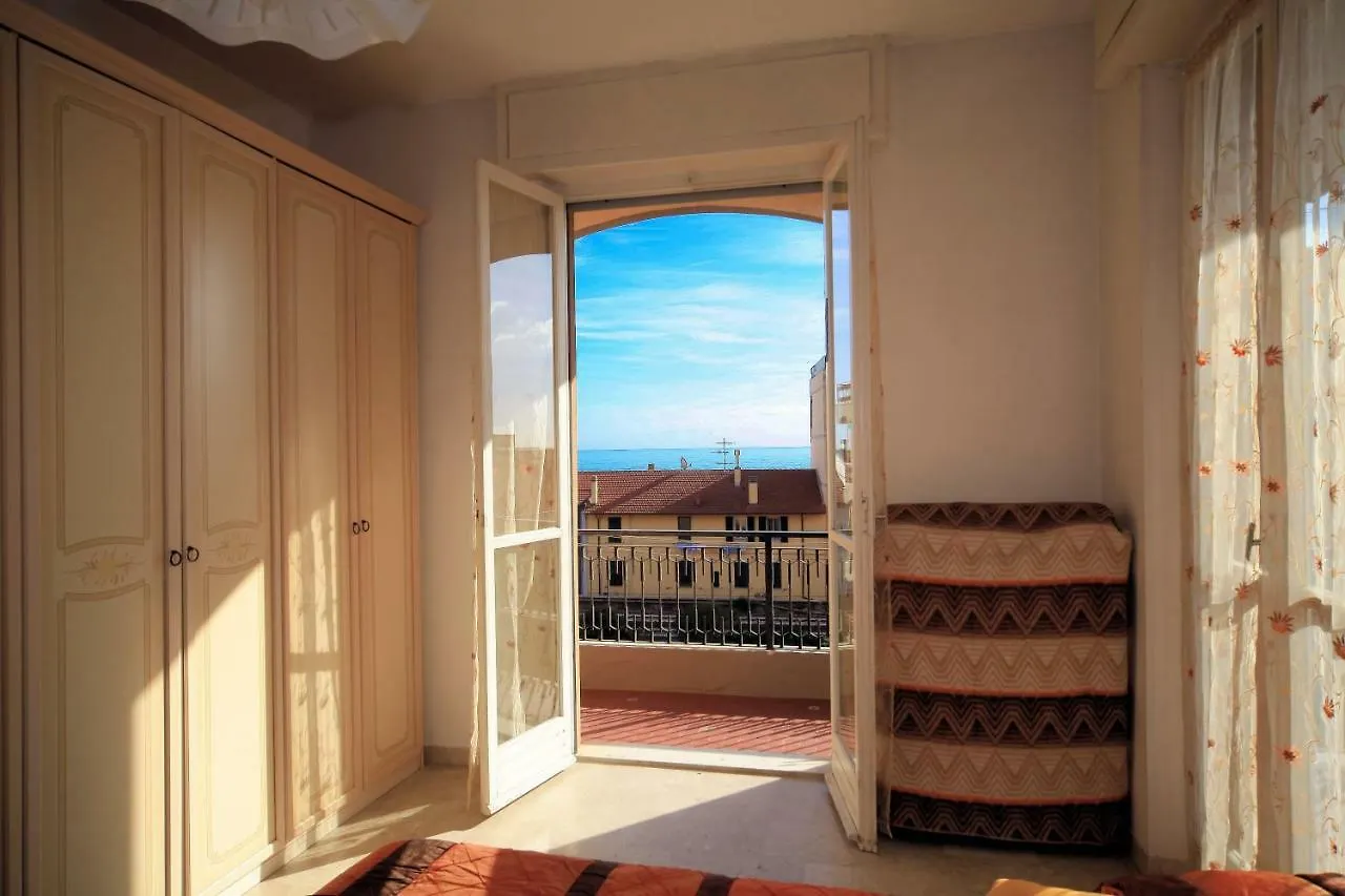 Miramare Apartment Borghetto Santo Spirito Italy